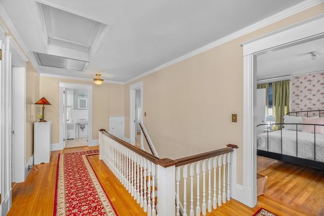 42 Fayette Pl, Taunton, MA 02780