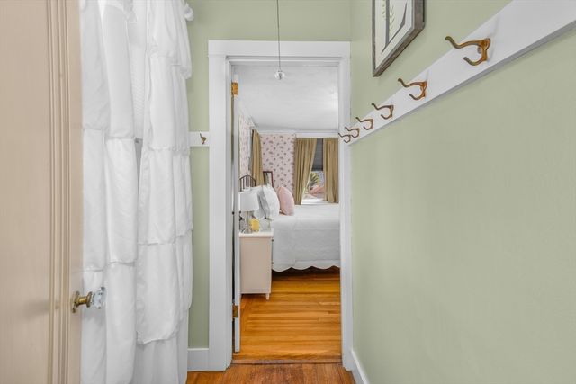 42 Fayette Pl, Taunton, MA 02780