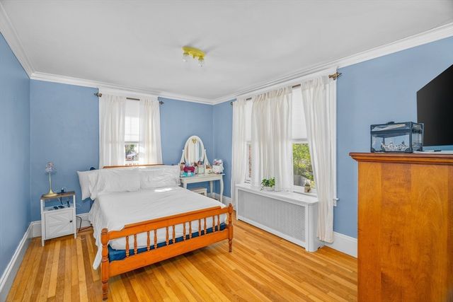 42 Fayette Pl, Taunton, MA 02780