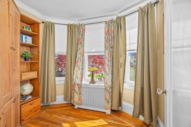42 Fayette Pl, Taunton, MA 02780