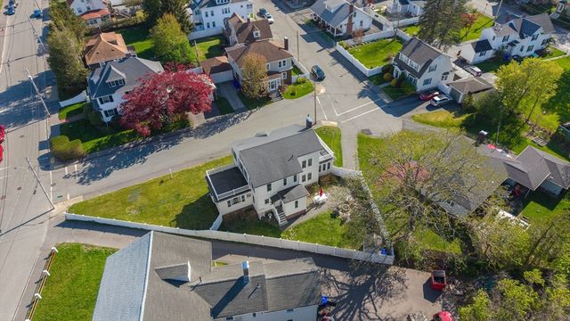42 Fayette Pl, Taunton, MA 02780