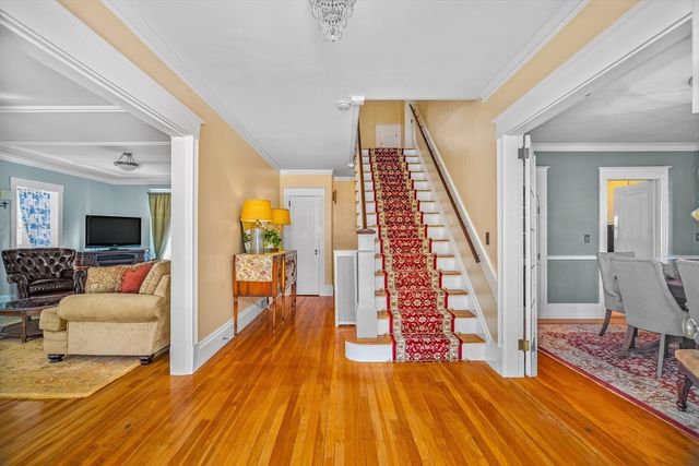 42 Fayette Pl, Taunton, MA 02780