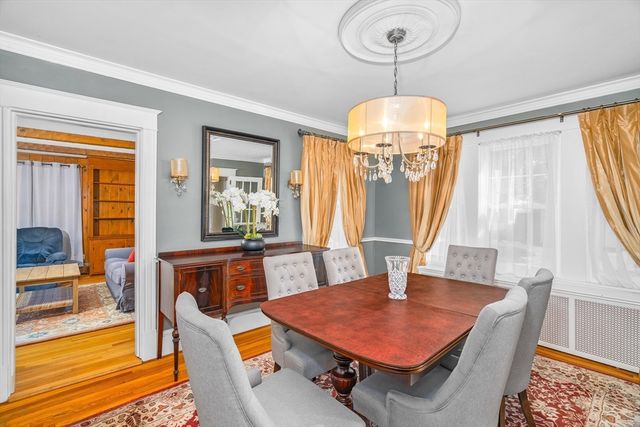 42 Fayette Pl, Taunton, MA 02780