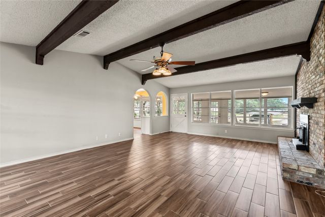 111 Deer Island Road, Mabank, TX 75156