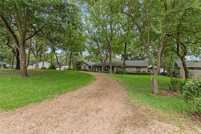 111 Deer Island Road, Mabank, TX 75156