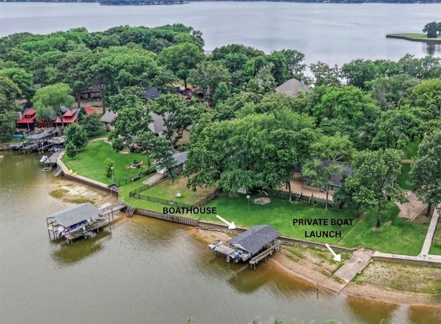 111 Deer Island Road, Mabank, TX 75156