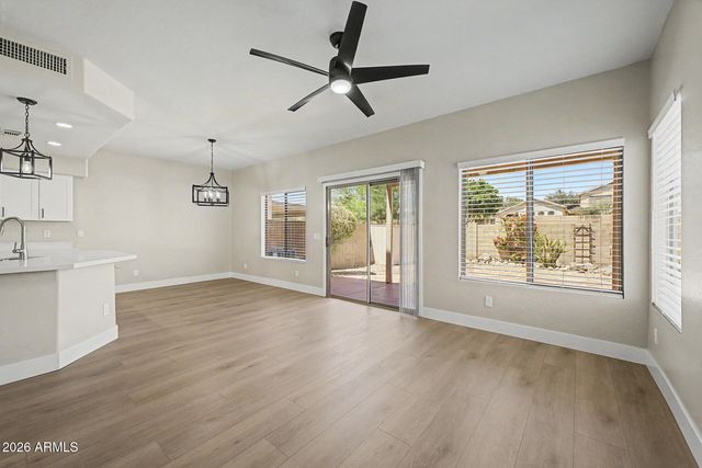 10106 E CARMEL Avenue, Mesa, AZ 85208