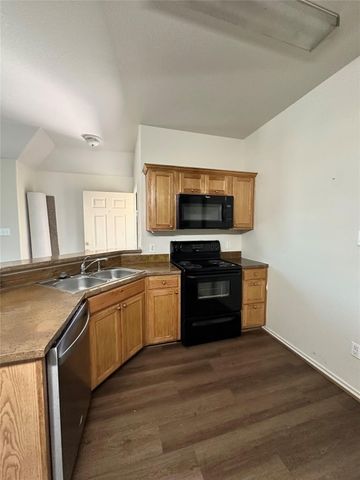 130 Sunburst Court 132, Weatherford, TX 76087
