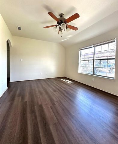 130 Sunburst Court 132, Weatherford, TX 76087