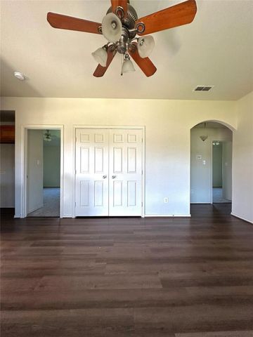 130 Sunburst Court 132, Weatherford, TX 76087