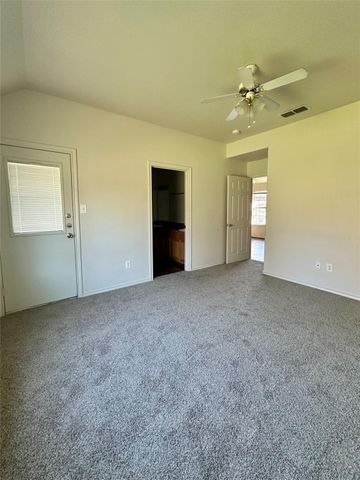 130 Sunburst Court 132, Weatherford, TX 76087