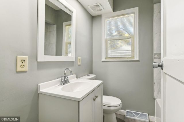 3815 2 1/2 Street NE, Columbia Heights, MN 55421