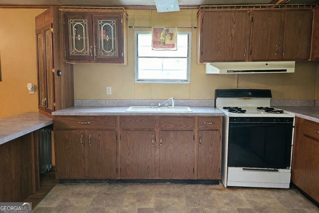 74 Holly Drive, Carrollton, GA 30116