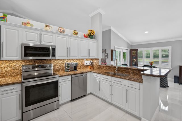 197 Cameron Drive, Weston, FL 33326