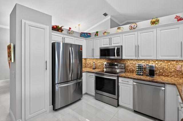 197 Cameron Drive, Weston, FL 33326