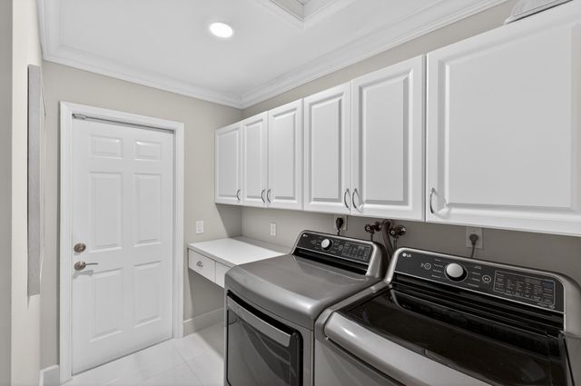 197 Cameron Drive, Weston, FL 33326