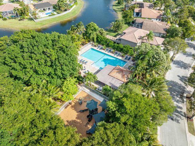 197 Cameron Drive, Weston, FL 33326