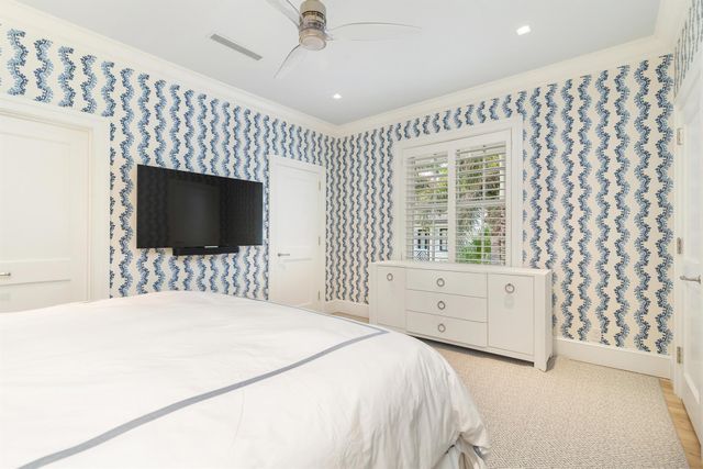 146 Sunset Avenue C, Palm Beach, FL 33480