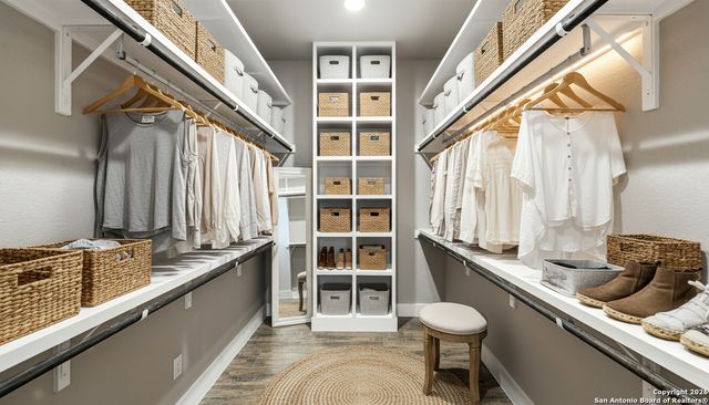 1223 COUNTY ROAD 319, La Vernia, TX 78121