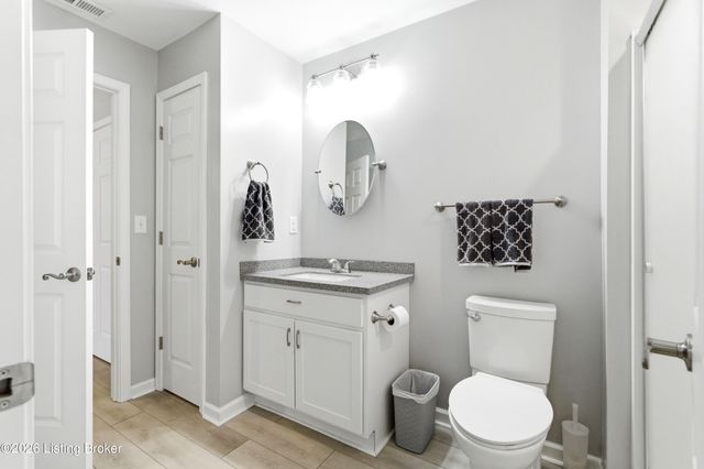 10511 Clyde Moore Blvd, Louisville, KY 40291