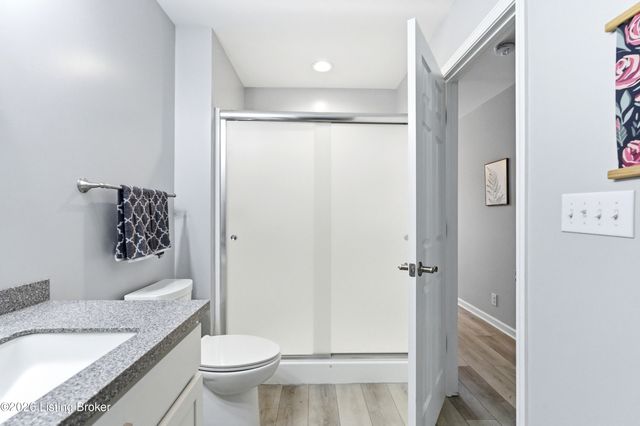 10511 Clyde Moore Blvd, Louisville, KY 40291