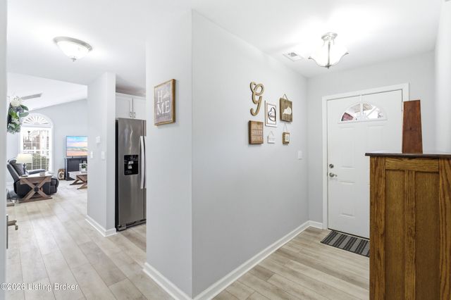 10511 Clyde Moore Blvd, Louisville, KY 40291