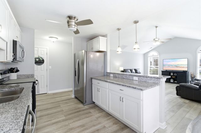 10511 Clyde Moore Blvd, Louisville, KY 40291