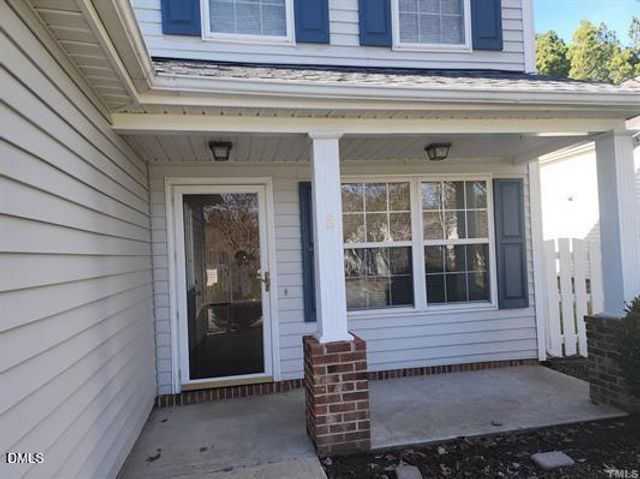 8 Wiltshire Place, Durham, NC 27713