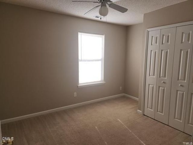 8 Wiltshire Place, Durham, NC 27713