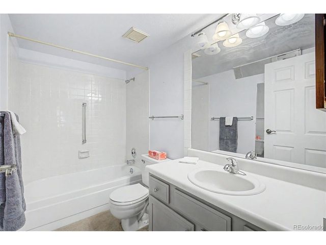 13902 E Marina Dr 410, Aurora, CO 80014