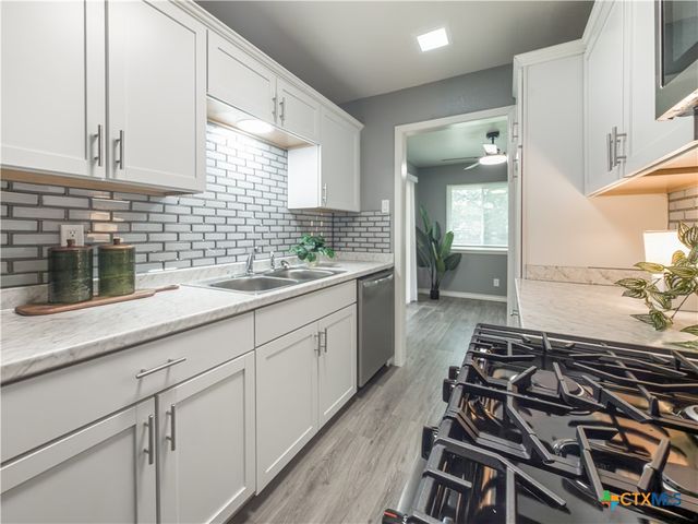 1805 Crestview Drive, Killeen, TX 76549