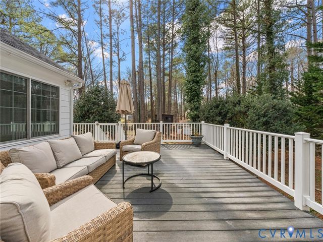 4301 Tweedsmuir Rd, Moseley, VA 23120