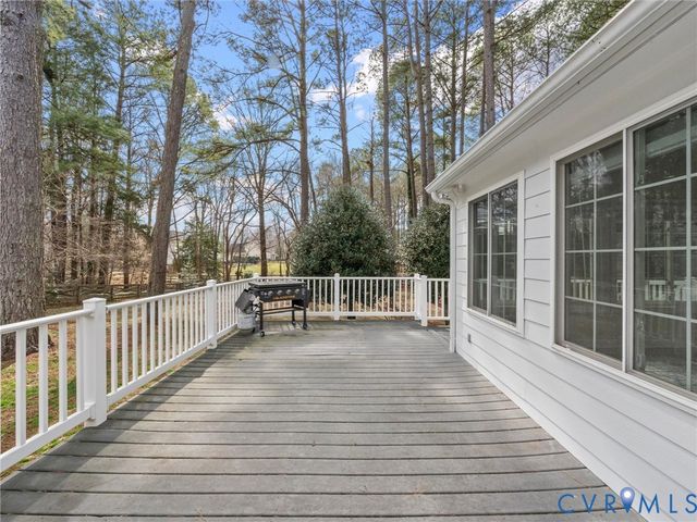 4301 Tweedsmuir Rd, Moseley, VA 23120