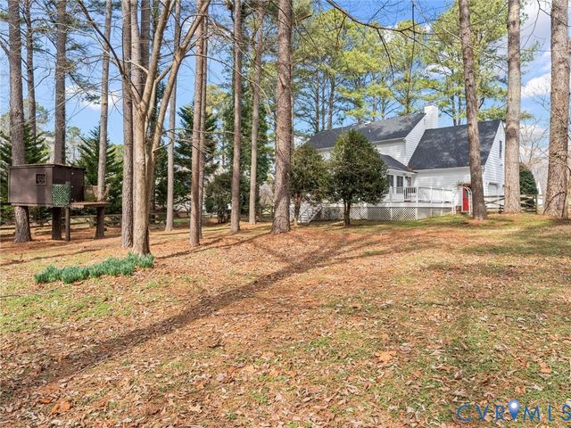 4301 Tweedsmuir Rd, Moseley, VA 23120