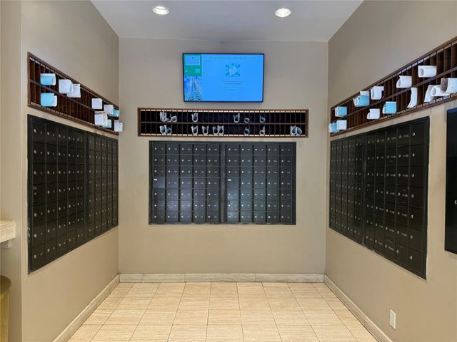 15 Greenway Plaza 10D, Houston, TX 77046