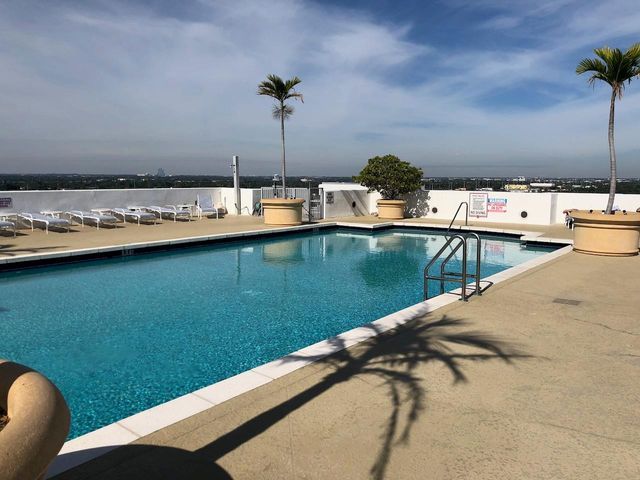 1830 RADIUS Drive 1009, Hollywood, FL 33020