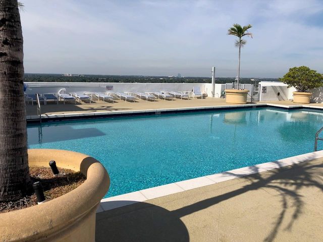 1830 RADIUS Drive 1009, Hollywood, FL 33020