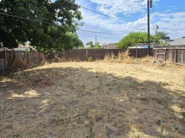 2589 Altos Ave, Sacramento, CA 95815