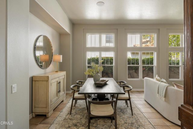 710 W Owen Court, Altadena, CA 91001