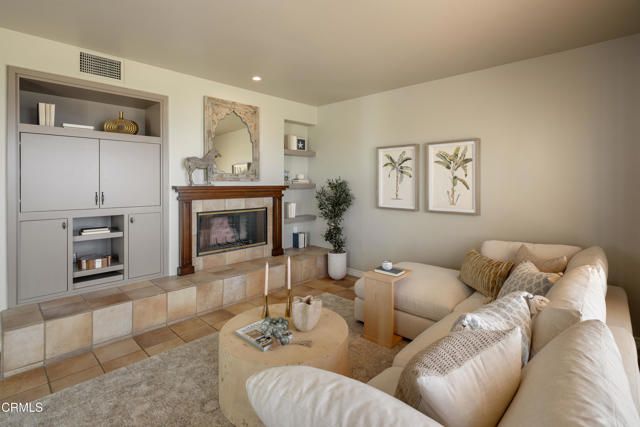 710 W Owen Court, Altadena, CA 91001