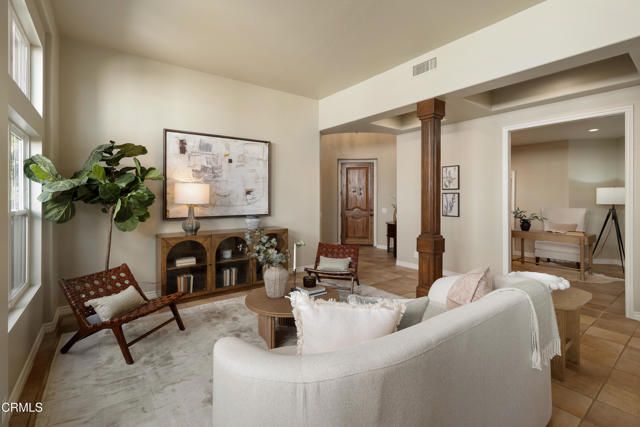 710 W Owen Court, Altadena, CA 91001