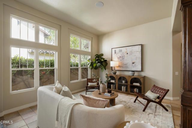 710 W Owen Court, Altadena, CA 91001