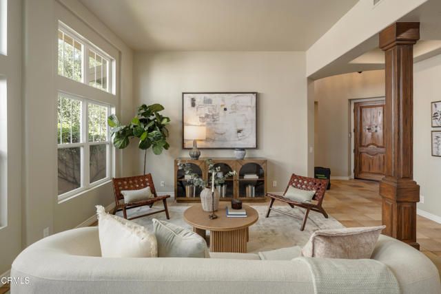 710 W Owen Court, Altadena, CA 91001