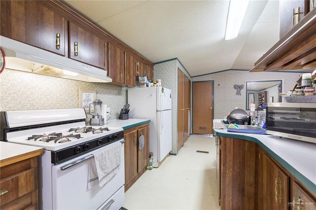 8727 Rancho Alto Drive, Edinburg, TX 78542