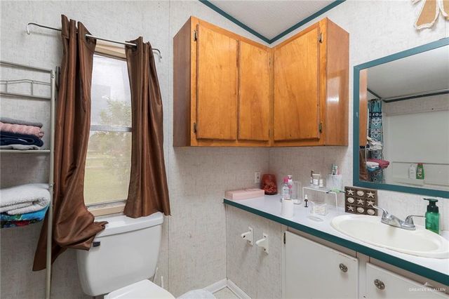 8727 Rancho Alto Drive, Edinburg, TX 78542