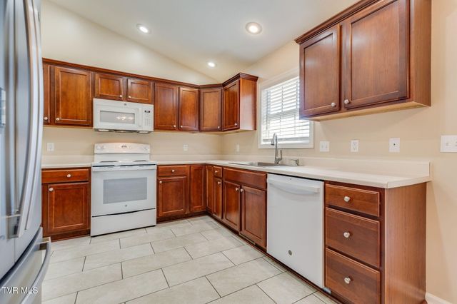 106 Soldiers Way, Jonesborough, TN 37659