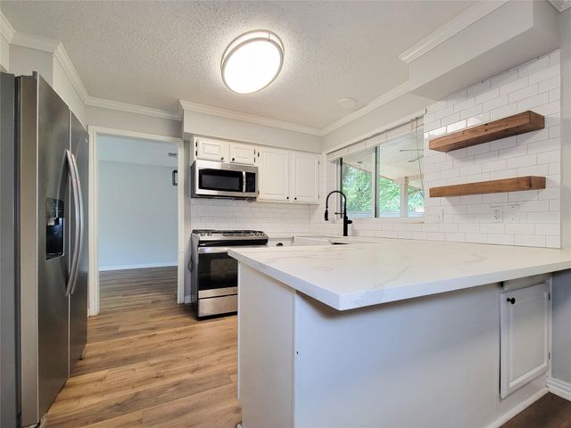 8123 Sunny Ridge Drive, Houston, TX 77095