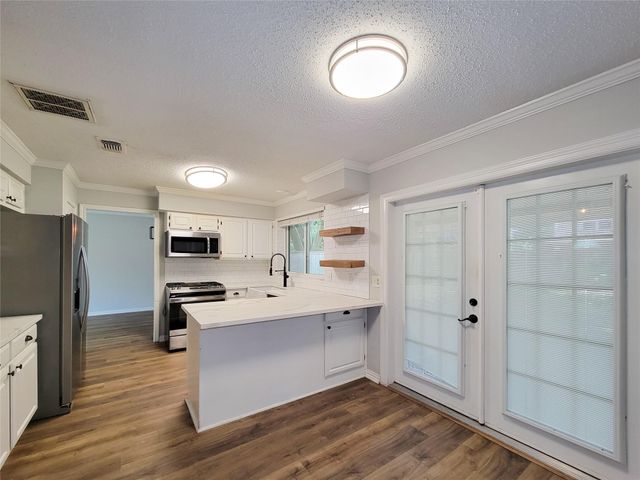 8123 Sunny Ridge Drive, Houston, TX 77095