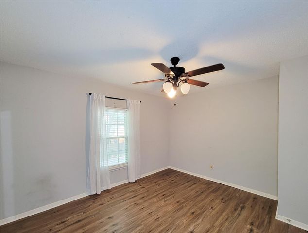 8123 Sunny Ridge Drive, Houston, TX 77095