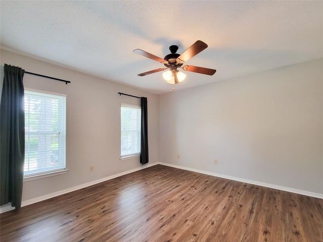 8123 Sunny Ridge Drive, Houston, TX 77095